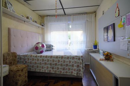 Quarto 1 de casa à venda com 3 quartos, 150m² em Rubem Berta, Porto Alegre