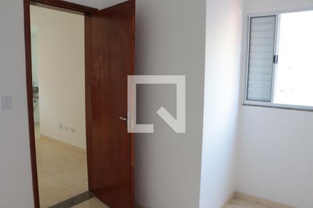 Quarto 1 de apartamento à venda com 2 quartos, 42m² em Vila Esperança, São Paulo