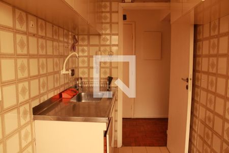 Cozinha de apartamento à venda com 1 quarto, 44m² em Perdizes, São Paulo