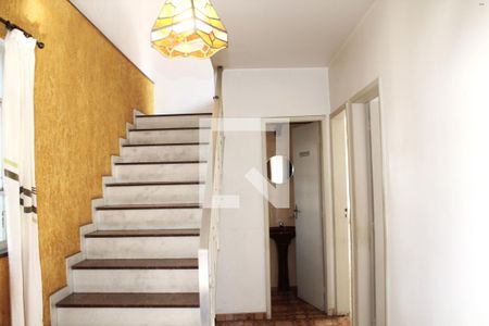 Escadas de casa à venda com 4 quartos, 269m² em Siciliano, São Paulo