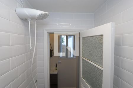 Banheiro de kitnet/studio para alugar com 1 quarto, 75000m² em Bela Vista, São Paulo
