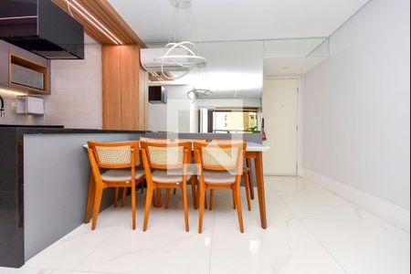 Sala de Jantar de apartamento à venda com 2 quartos, 63m² em Cerqueira César, São Paulo