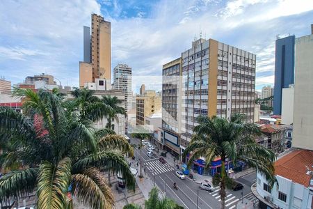 Vista do Quarto 1  de apartamento para alugar com 2 quartos, 70m² em Centro, Campinas