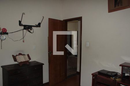 Sala de casa para alugar com 2 quartos, 150m² em Glória, Belo Horizonte