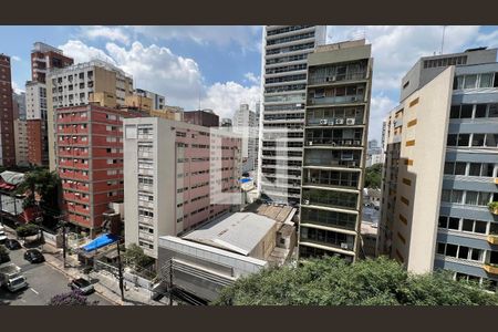 Vista da sala de apartamento para alugar com 3 quartos, 103m² em Cerqueira César, São Paulo