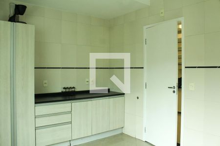 Cozinha de casa para alugar com 3 quartos, 117m² em Vila Imperio, São Paulo