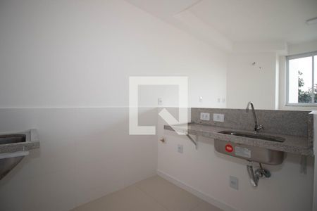 Cozinha e Área de Serviço de apartamento para alugar com 1 quarto, 39m² em Shcgn 703, Brasília