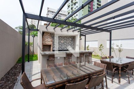 Apartamento à venda com 130m², 3 quartos e 3 vagas Apartamento à venda com 130m², 3 quartos e 3 vagasÁrea comum - Churrasqueira