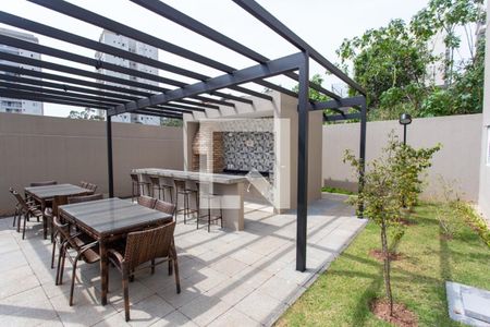 Apartamento à venda com 130m², 3 quartos e 3 vagas Apartamento à venda com 130m², 3 quartos e 3 vagasÁrea comum - Churrasqueira