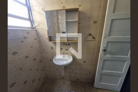 Banheiro de casa à venda com 1 quarto, 40m² em Abolição, Rio de Janeiro