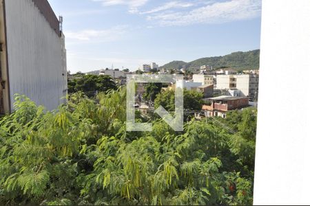 Vista de apartamento à venda com 2 quartos, 44m² em Sampaio, Rio de Janeiro