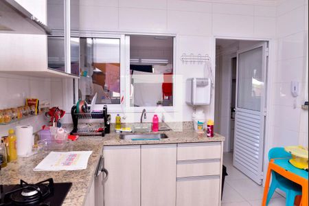 Cozinha  de apartamento à venda com 3 quartos, 122m² em Vila Assunção, Santo André
