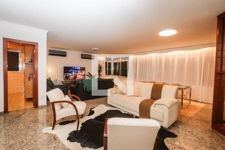 Sala de descanso de apartamento à venda com 4 quartos, 176m² em Pinheiros, São Paulo
