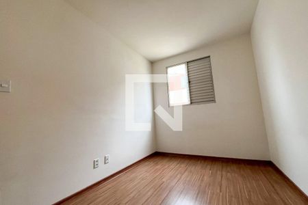 Quarto 1 de apartamento para alugar com 2 quartos, 58m² em Jardim Casa Branca, Suzano