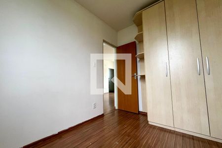 Quarto 2 de apartamento para alugar com 2 quartos, 58m² em Jardim Casa Branca, Suzano