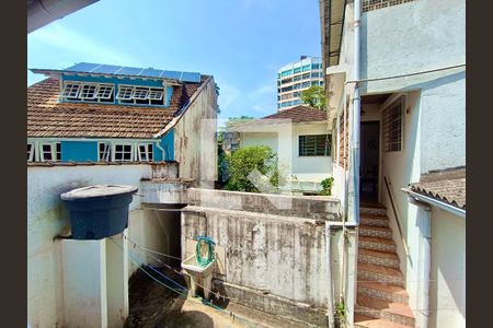 Apartamento à venda com 156m², 5 quartos e 2 vagas Apartamento à venda com 156m², 5 quartos e 2 vagasCômodo externo 1 vista