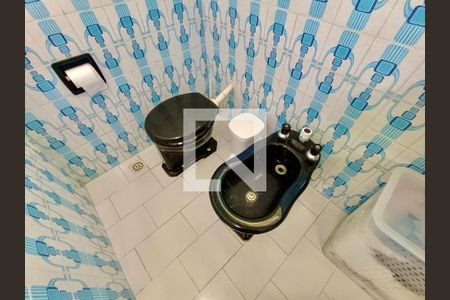 Apartamento à venda com 156m², 5 quartos e 2 vagas Apartamento à venda com 156m², 5 quartos e 2 vagasBanheiro social