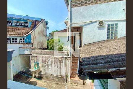 Apartamento à venda com 156m², 5 quartos e 2 vagas Apartamento à venda com 156m², 5 quartos e 2 vagasCômodo externo 2 vista