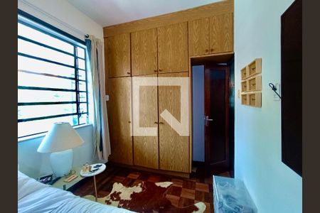 Apartamento à venda com 156m², 5 quartos e 2 vagas Apartamento à venda com 156m², 5 quartos e 2 vagasQuarto 3