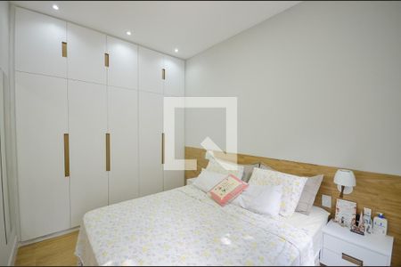 Quarto 1 de apartamento à venda com 2 quartos, 51m² em Tijuca, Rio de Janeiro