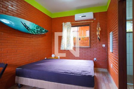Sala _Quarto de kitnet/studio para alugar com 1 quarto, 25m² em São João do Rio Vermelho, Florianópolis