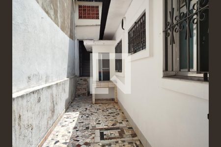 Casa à venda com 168m², 2 quartos e 2 vagas Casa à venda com 168m², 2 quartos e 2 vagasÁrea de Serviço