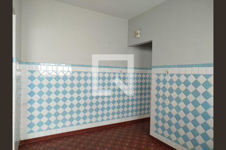 Casa à venda com 168m², 2 quartos e 2 vagas Casa à venda com 168m², 2 quartos e 2 vagasCozinha