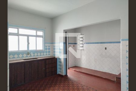 Casa à venda com 168m², 2 quartos e 2 vagas Casa à venda com 168m², 2 quartos e 2 vagasCozinha