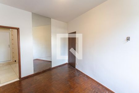 Sala de apartamento para alugar com 3 quartos, 100m² em Sion, Belo Horizonte