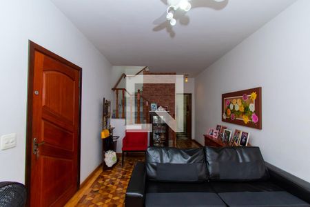 Sala de casa à venda com 3 quartos, 135m² em Vila Margarida, São Paulo