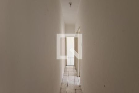 Corredor de apartamento para alugar com 2 quartos, 60m² em Piedade, Rio de Janeiro