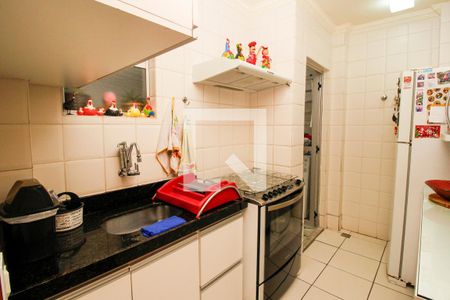 Cozinha de apartamento à venda com 3 quartos, 80m² em Ipiranga, Belo Horizonte