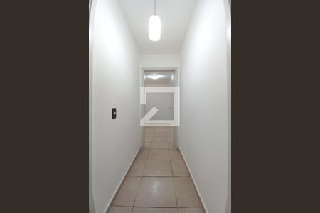 Corredor de apartamento à venda com 2 quartos, 48m² em Jardim Santa Lúcia, Campinas