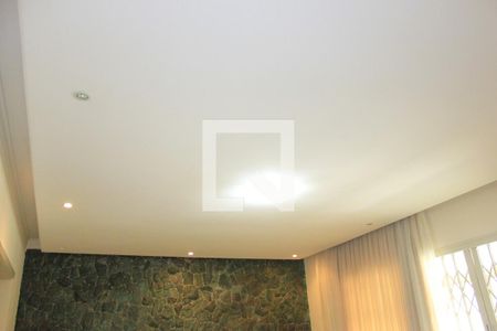 Sala de casa para alugar com 3 quartos, 200m² em Vila Maria Tereza, Guarulhos