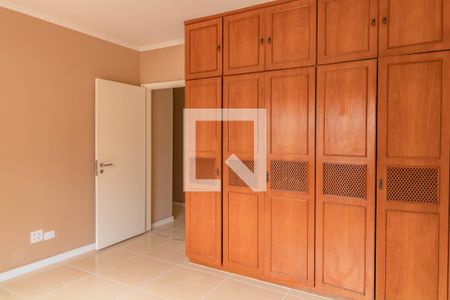 Quarto 1  de casa à venda com 3 quartos, 250m² em Vila Guarani (z Sul), São Paulo