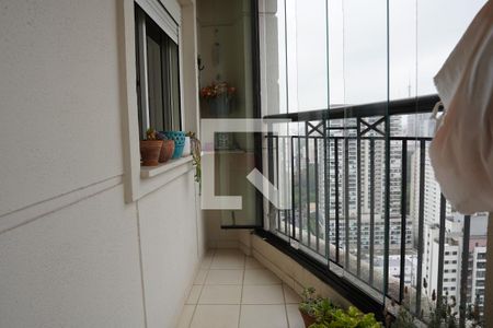 Varanda de apartamento à venda com 2 quartos, 73m² em Pinheiros, São Paulo