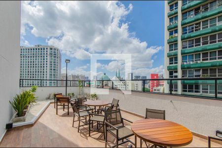 Studio à venda com 25m², 1 quarto e sem vaga Studio à venda com 25m², 1 quarto e sem vagaÁrea comum - Rooftop