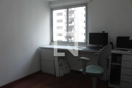 quarto de apartamento para alugar com 3 quartos, 120m² em Santa Cecília, São Paulo