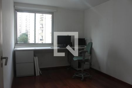 quarto de apartamento para alugar com 3 quartos, 120m² em Santa Cecília, São Paulo