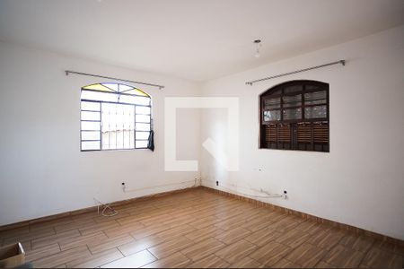 Sala de casa à venda com 4 quartos, 200m² em Céu Azul, Belo Horizonte