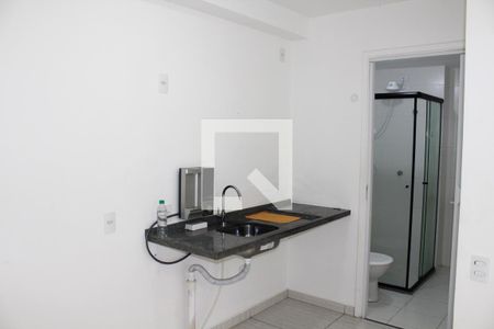 Cozinha de apartamento para alugar com 1 quarto, 35m² em Barra Funda, São Paulo