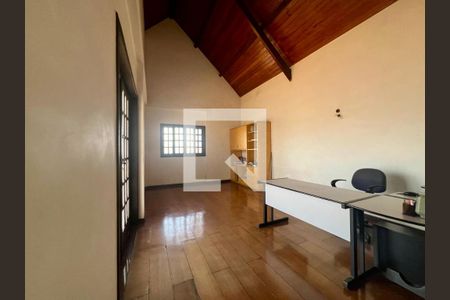 Quarto 6 de casa à venda com 7 quartos, 344m² em João Pinheiro, Belo Horizonte