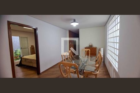 Sala de casa para alugar com 3 quartos, 200m² em Umuarama, Osasco