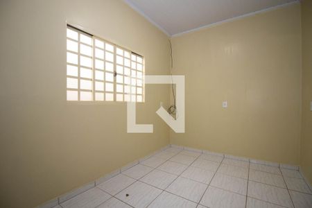 Quarto 2 de casa para alugar com 3 quartos, 200m² em Setor Habitacional Pôr do Sol (ceilândia), Brasília