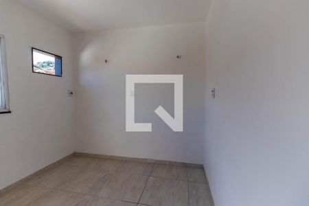 Quarto de casa de condomínio para alugar com 2 quartos, 70m² em São Lourenço, Niterói