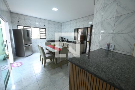 Cozinha de casa de condomínio para alugar com 3 quartos, 108m² em Vila Isaura, Goiânia