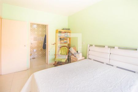Suíte de apartamento à venda com 2 quartos, 95m² em Rio Branco, Porto Alegre