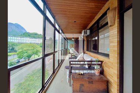 Varanda  de apartamento para alugar com 3 quartos, 150m² em Gávea, Rio de Janeiro
