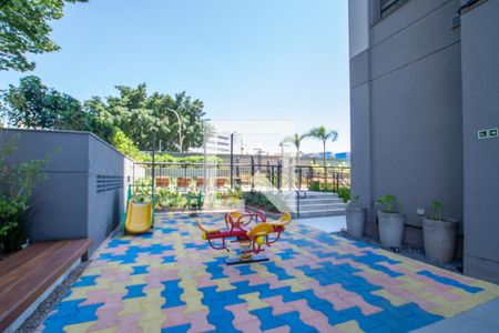 Apartamento à venda com 88m², 3 quartos e 1 vaga Apartamento à venda com 88m², 3 quartos e 1 vagaÁrea comum - Playground