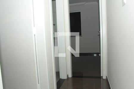 Corredor de casa à venda com 2 quartos, 65m² em Santa Monica, Belo Horizonte